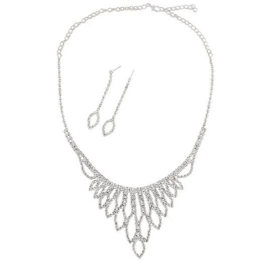 Conjunto de collar con pendientes de plata con pedrería-SET037
