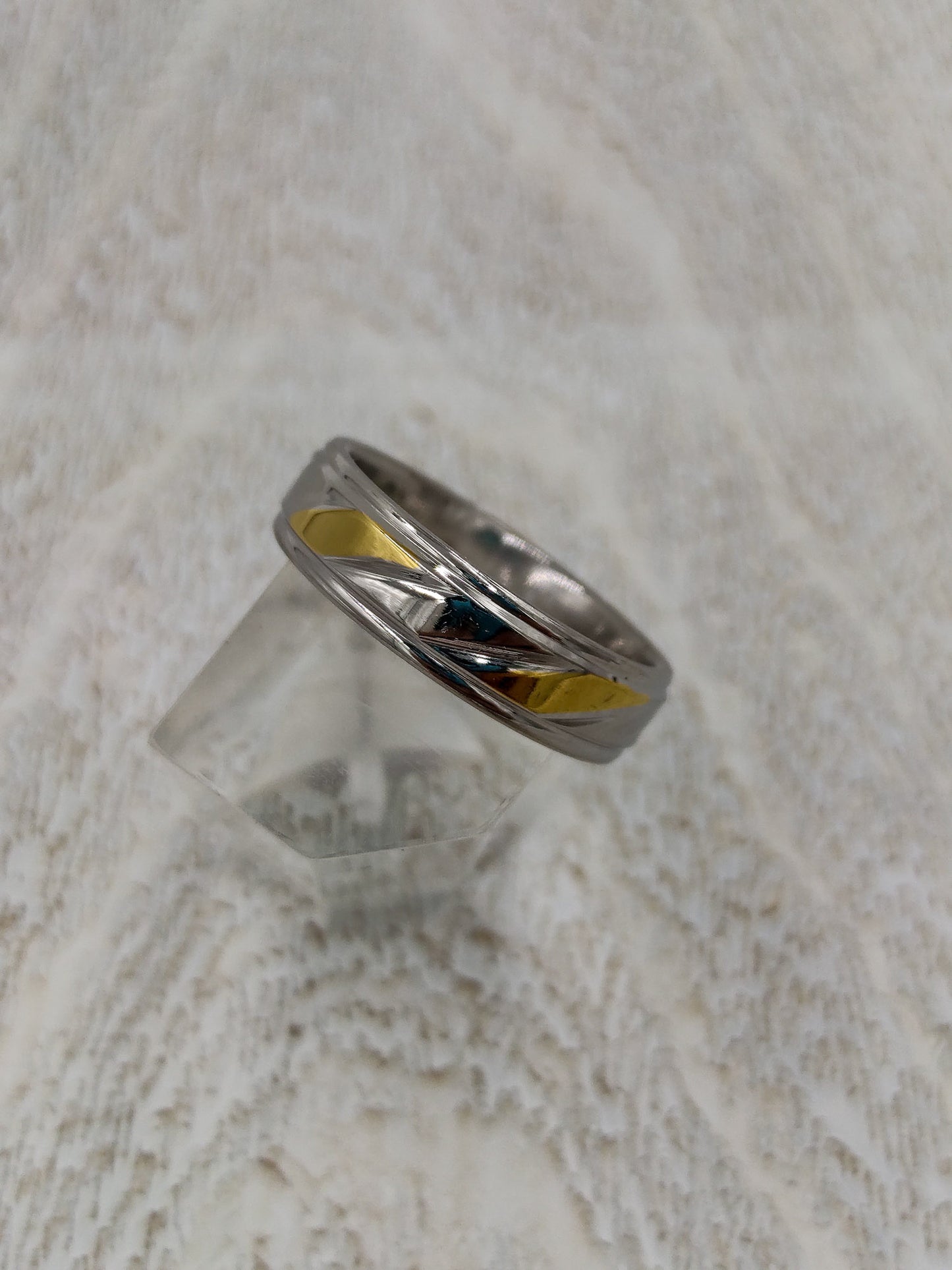 Ring of steel silver with lateral gold stripes - R052