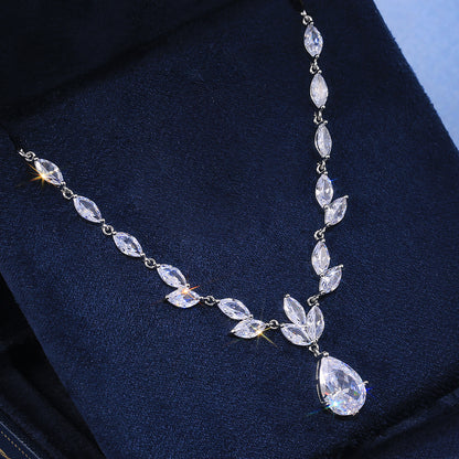 Necklace with zircon petals - ne076