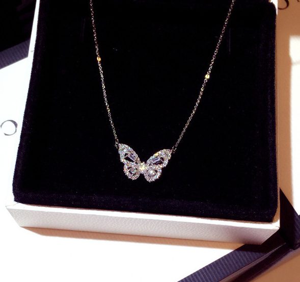 Zircon silver butterfly necklace - ne083